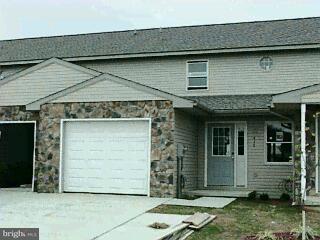 417 Springbrook Court Hanover, PA 17331 - Photo 1 of 1 Gallery Image 1
