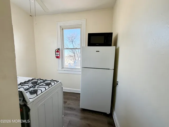 $2,150 | 37 2nd Avenue, Unit 5, Long Branch, NJ 07740