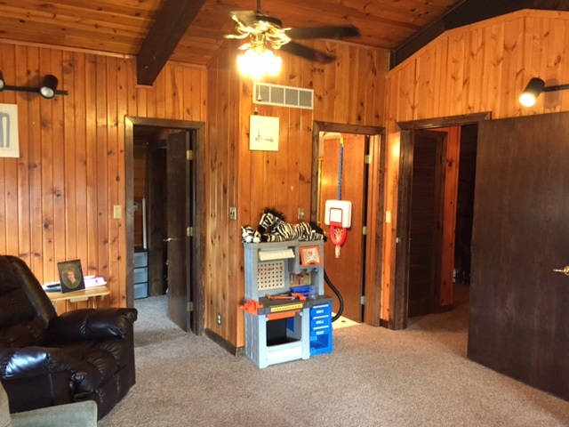 2610 Wolfs Point Drive Rochester, IN 46975 - Photo 15 of 23