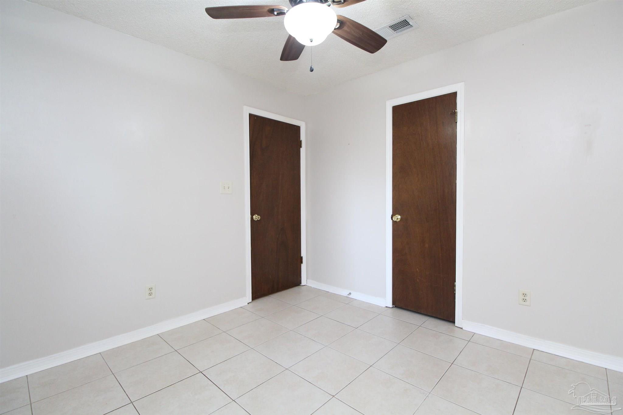 6528 Hunter Street Milton, FL 32570 - Photo 11 of 17 a view of an empty room