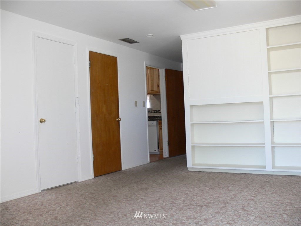 310 North Earl Road Moses Lake, WA 98837 - Photo 14 of 20 Gallery Image 14