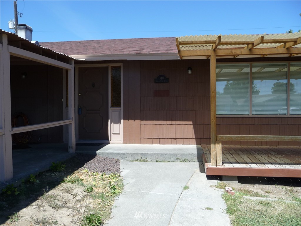 310 North Earl Road Moses Lake, WA 98837 - Photo 3 of 20 Gallery Image 3