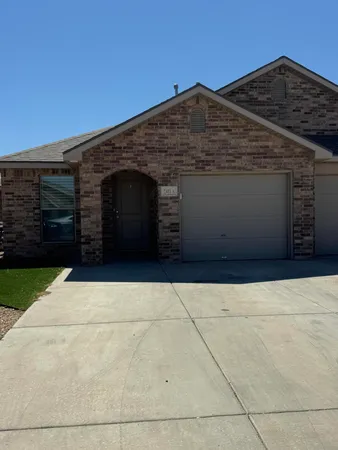 $1,375 | 2411 144th Street, Unit 12, Lubbock, TX 79423