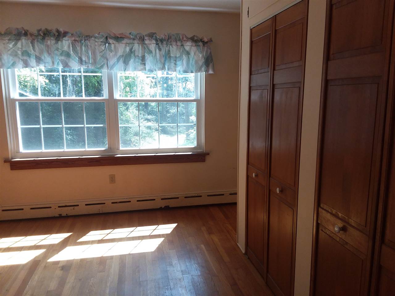 1042 Middlebrook Road Staunton, VA 24401 - Photo 5 of 30 Gallery Image 5