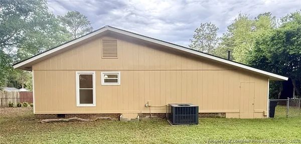 $1,600 | 1009 Louisburg Place, Fayetteville, NC 28311