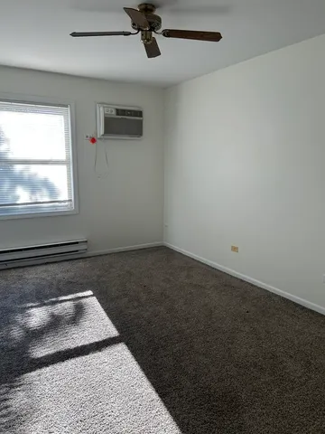 $1,750 | 4304 West Shamrock Lane, Unit 1D, McHenry, IL 60050