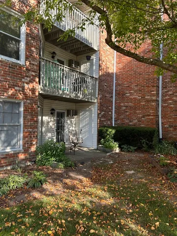 $1,750 | 4304 West Shamrock Lane, Unit 1D, McHenry, IL 60050
