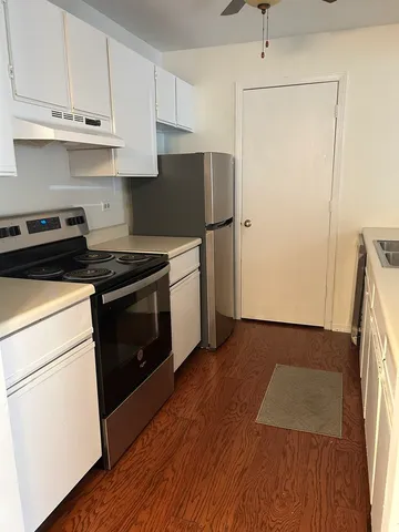 $1,750 | 4304 West Shamrock Lane, Unit 1D, McHenry, IL 60050