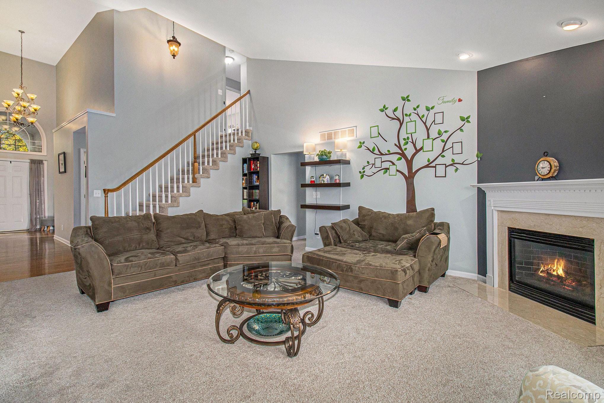 41568 Thoreau Ridge Novi, MI 48377 - Photo 5 of 36 IMG_9161.jpg