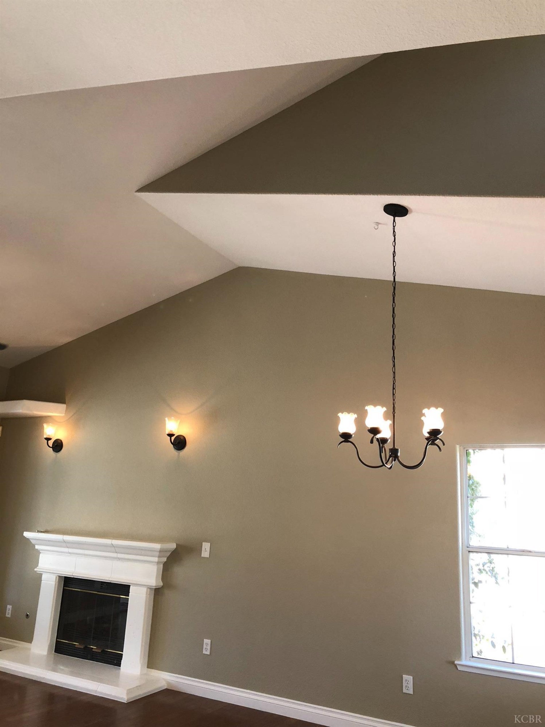 576 East Spring Lane Lemoore, CA 93245 - Photo 8 of 10 Gallery Image 8