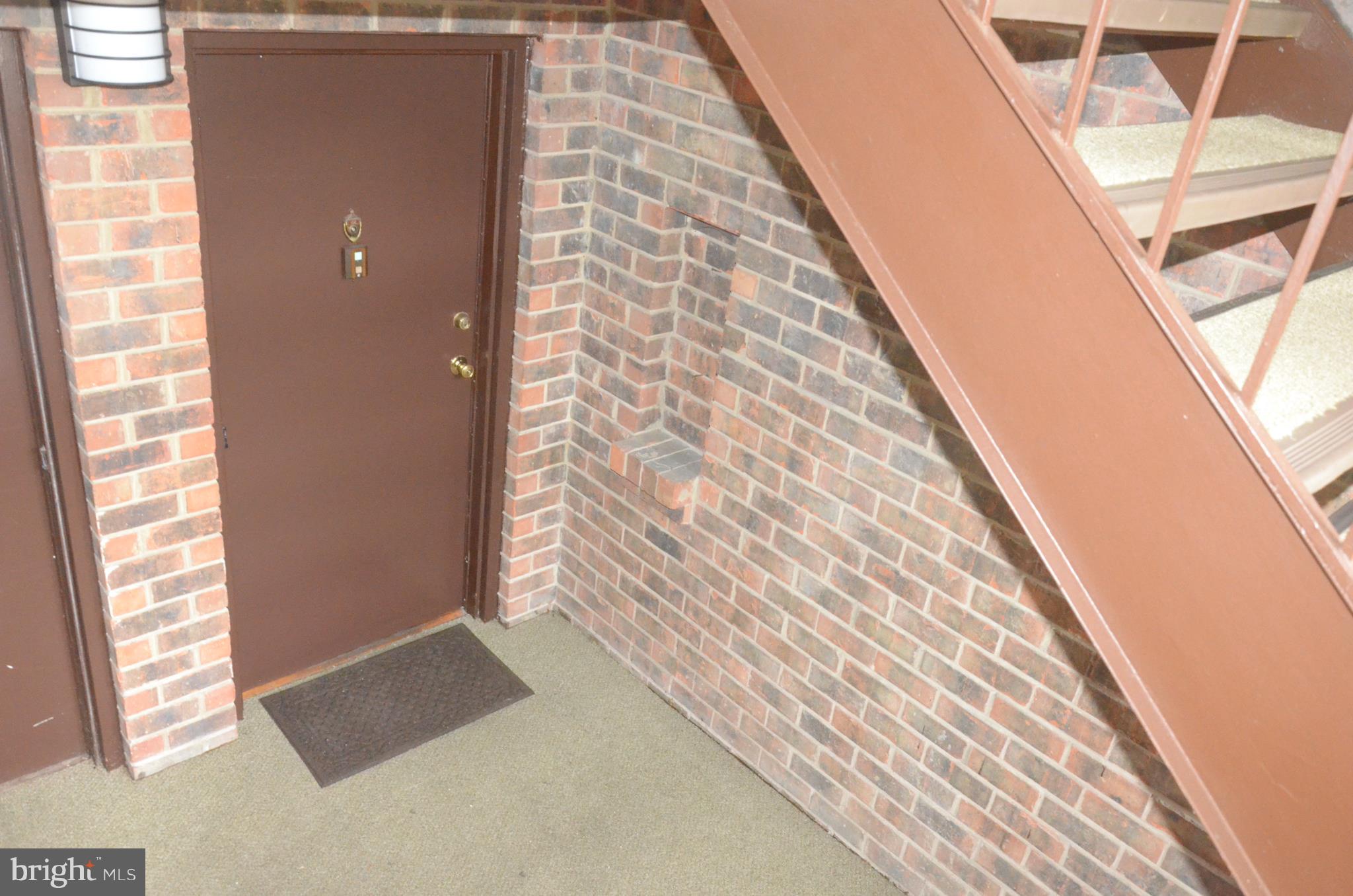 5253 West Running Brook Road, Unit 102 Columbia, MD 21044 - Photo 3 of 29 Covered Entrance