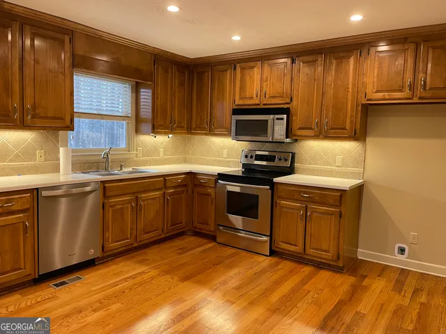 $2,950 | 5745 Hendrix Road, Cumming, GA 30040