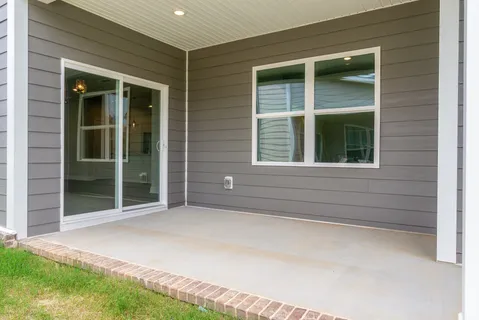 $414,000 | 2528 Elmcroft Avenue, Murfreesboro, TN 37128