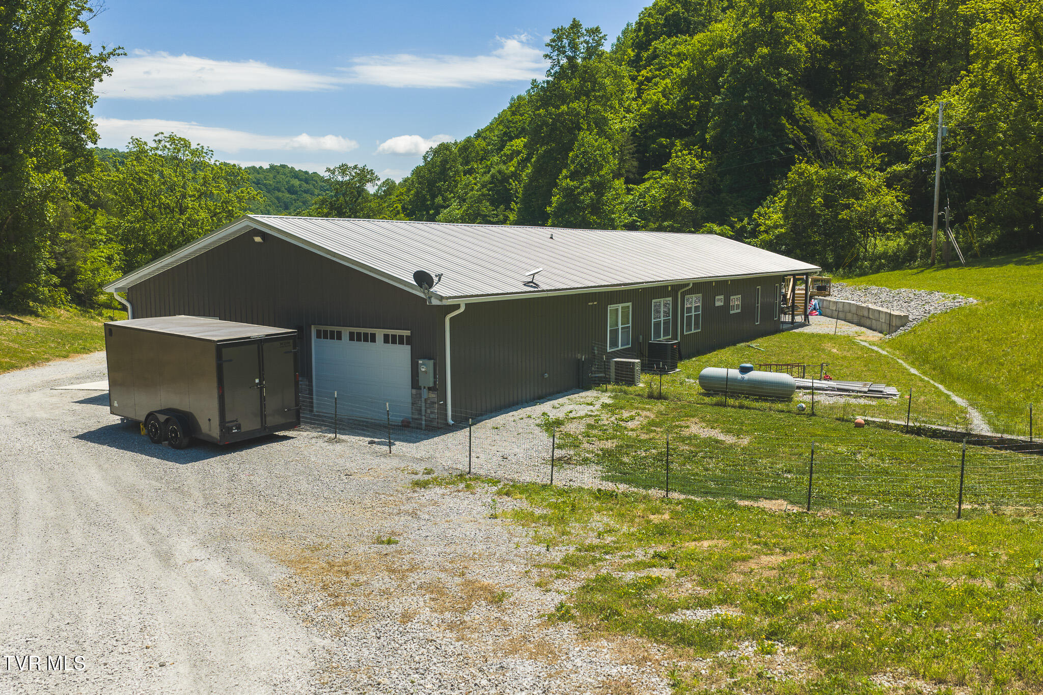 622 Earls Hollow Road Speedwell, TN 37870 - Photo 3 of 50 DJI_20260513132049_0017_D