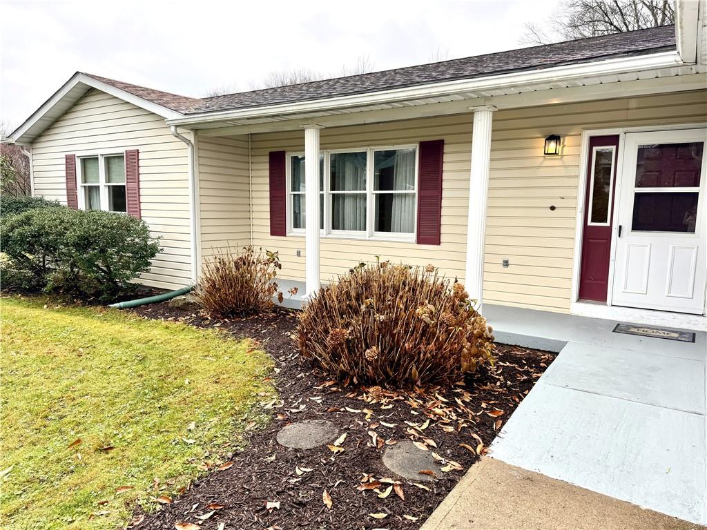 569 Whitestown Road Butler, PA 16001 - Photo 4 of 47 front view of a house