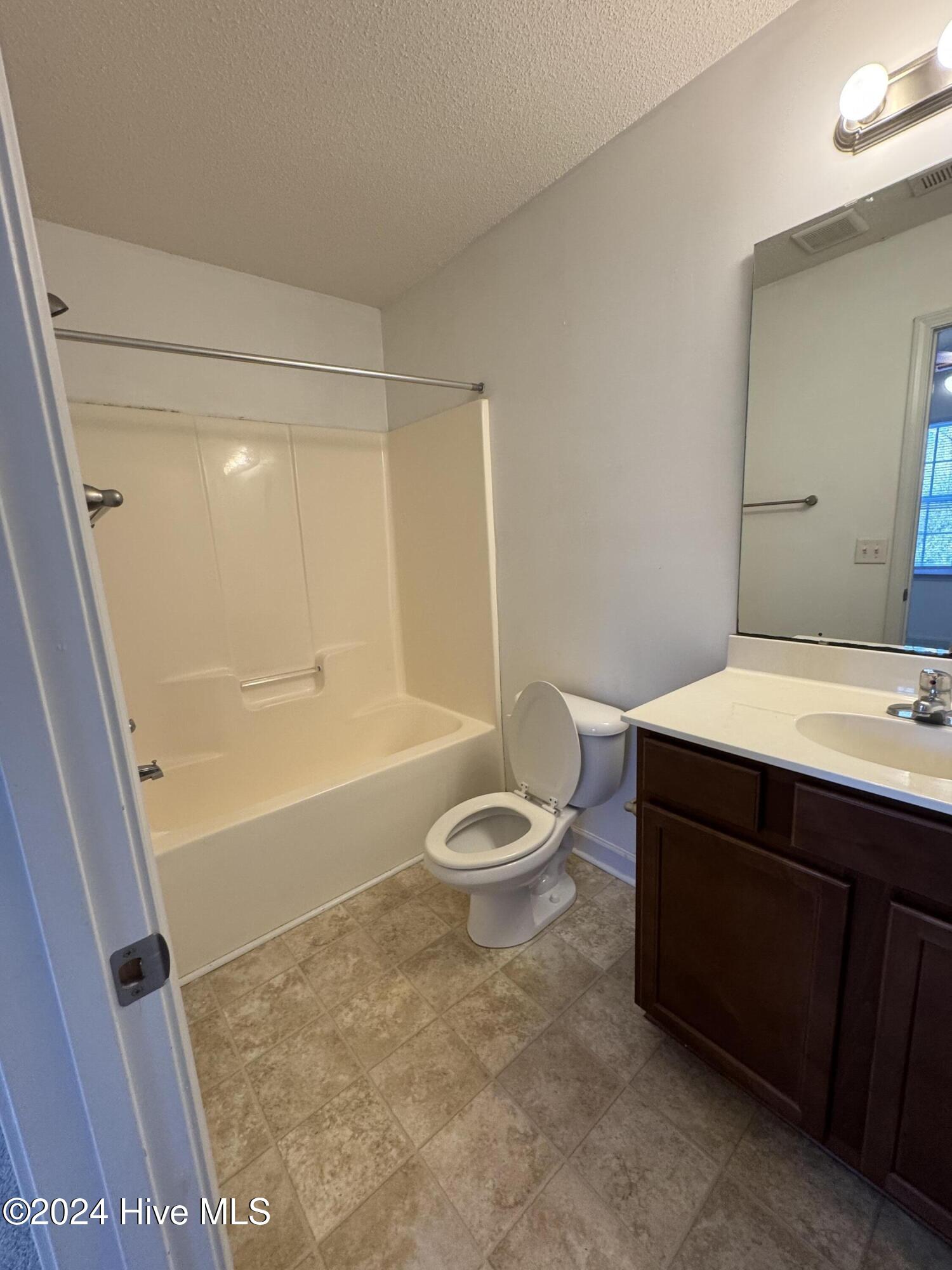 304 Burley Drive, Unit 3 Hubert, NC 28539 - Photo 8 of 8 IMG_6312