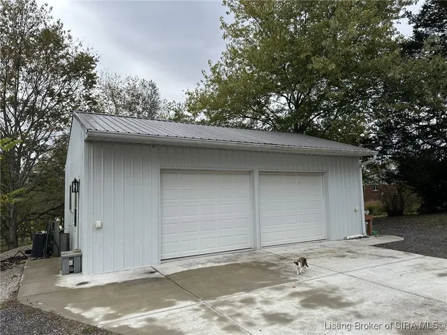 $210,000 | 5045 Cardinal Drive Northwest, Depauw, IN 47115