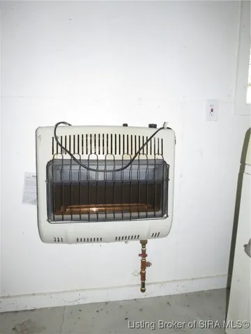 $210,000 | 5045 Cardinal Drive Northwest, Depauw, IN 47115