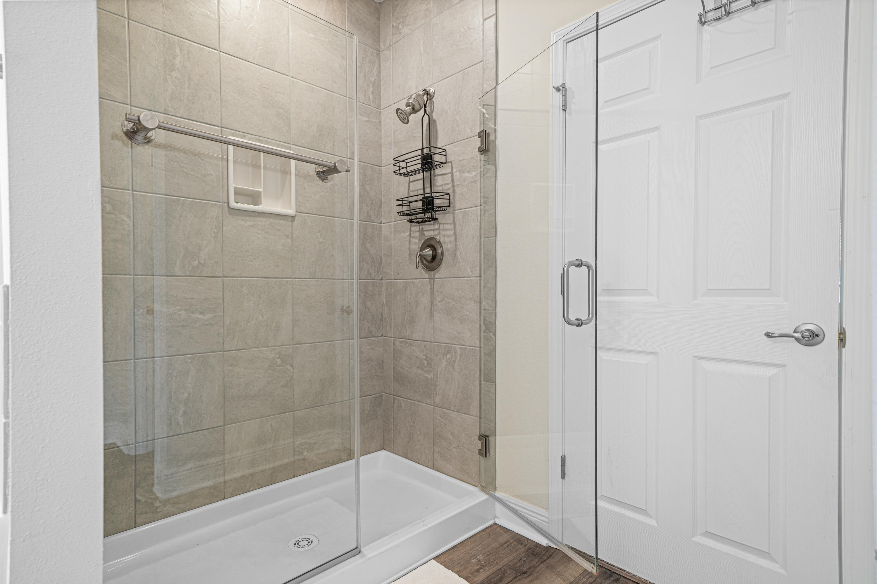 137 Autumn Avenue Freeport, FL 32439 - Photo 32 of 57 a bathroom with a shower