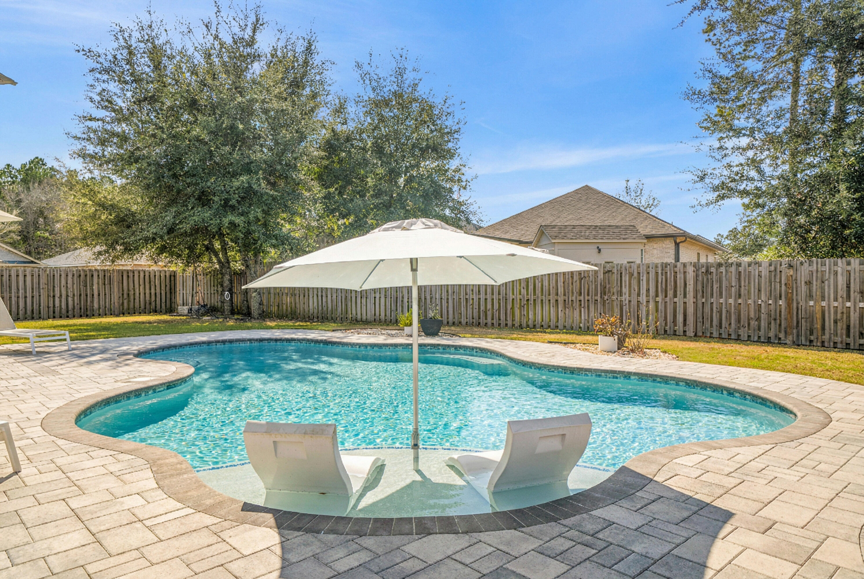 137 Autumn Avenue Freeport, FL 32439 - Photo 45 of 57 Tanning Ledge