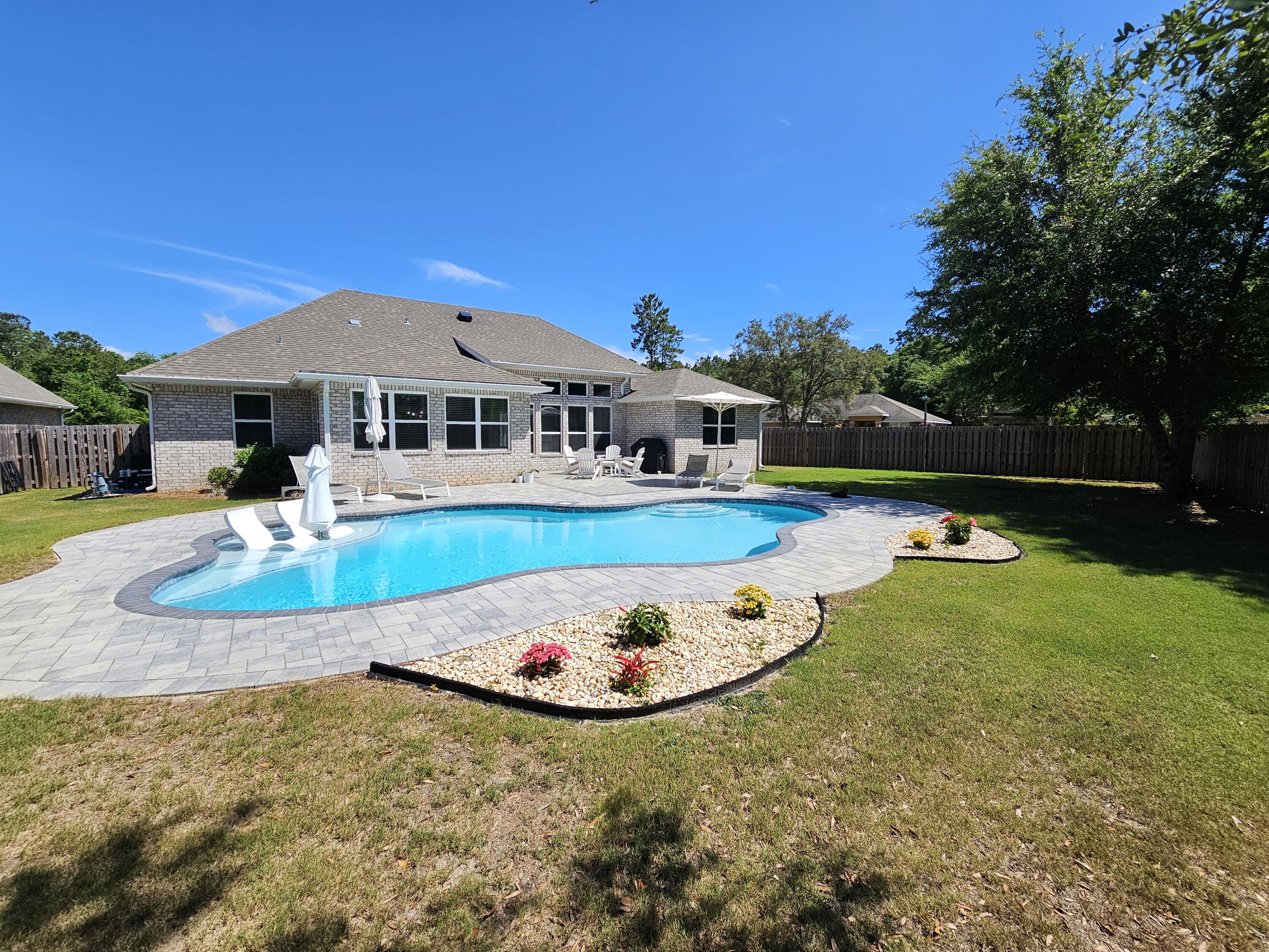 137 Autumn Avenue Freeport, FL 32439 - Photo 47 of 57 Beautiful Landscaping_
