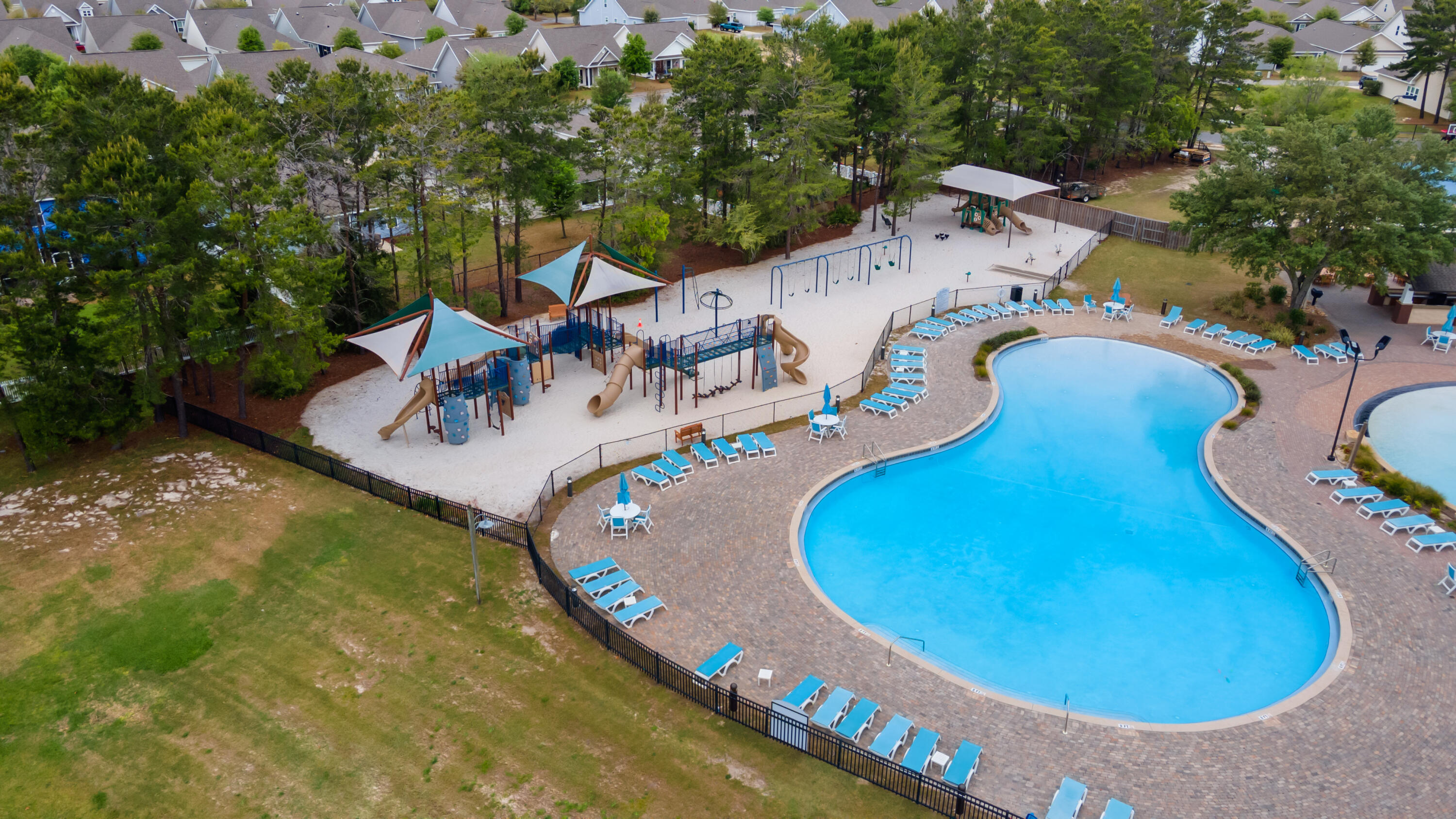 137 Autumn Avenue Freeport, FL 32439 - Photo 9 of 75 HammockBay-013