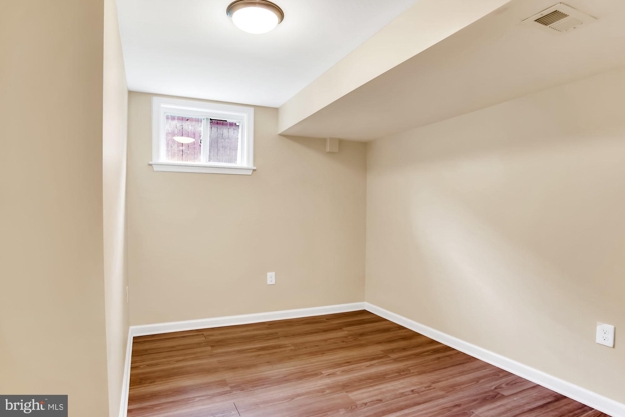8448 Garden Road Pasadena, MD 21122 - Photo 23 of 27 4th bedroom / Den