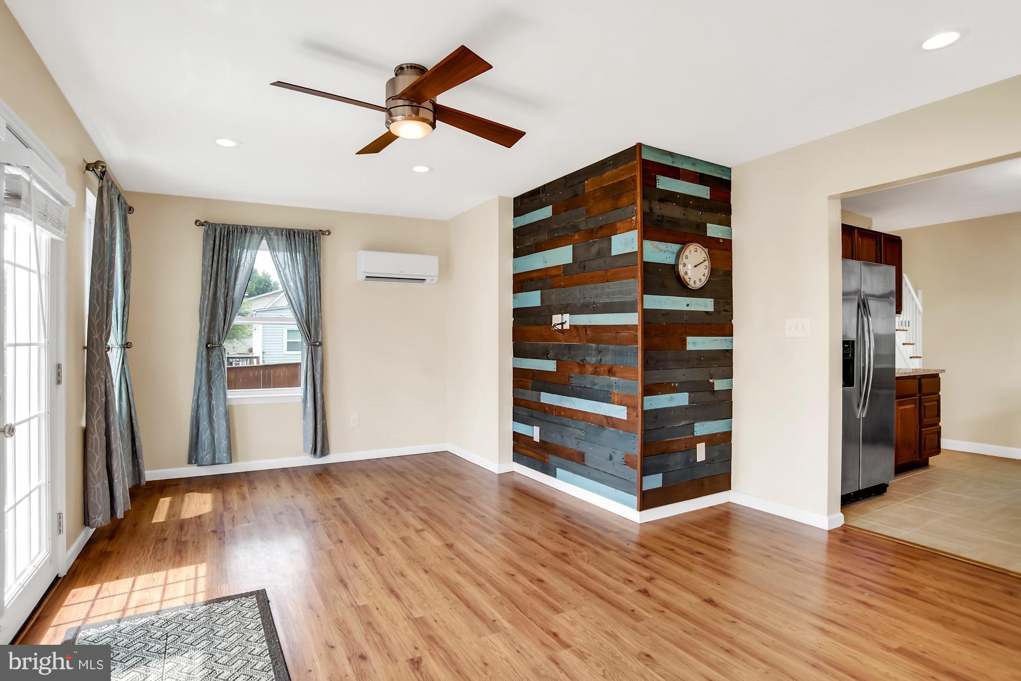 8448 Garden Road Pasadena, MD 21122 - Photo 10 of 27 Family room