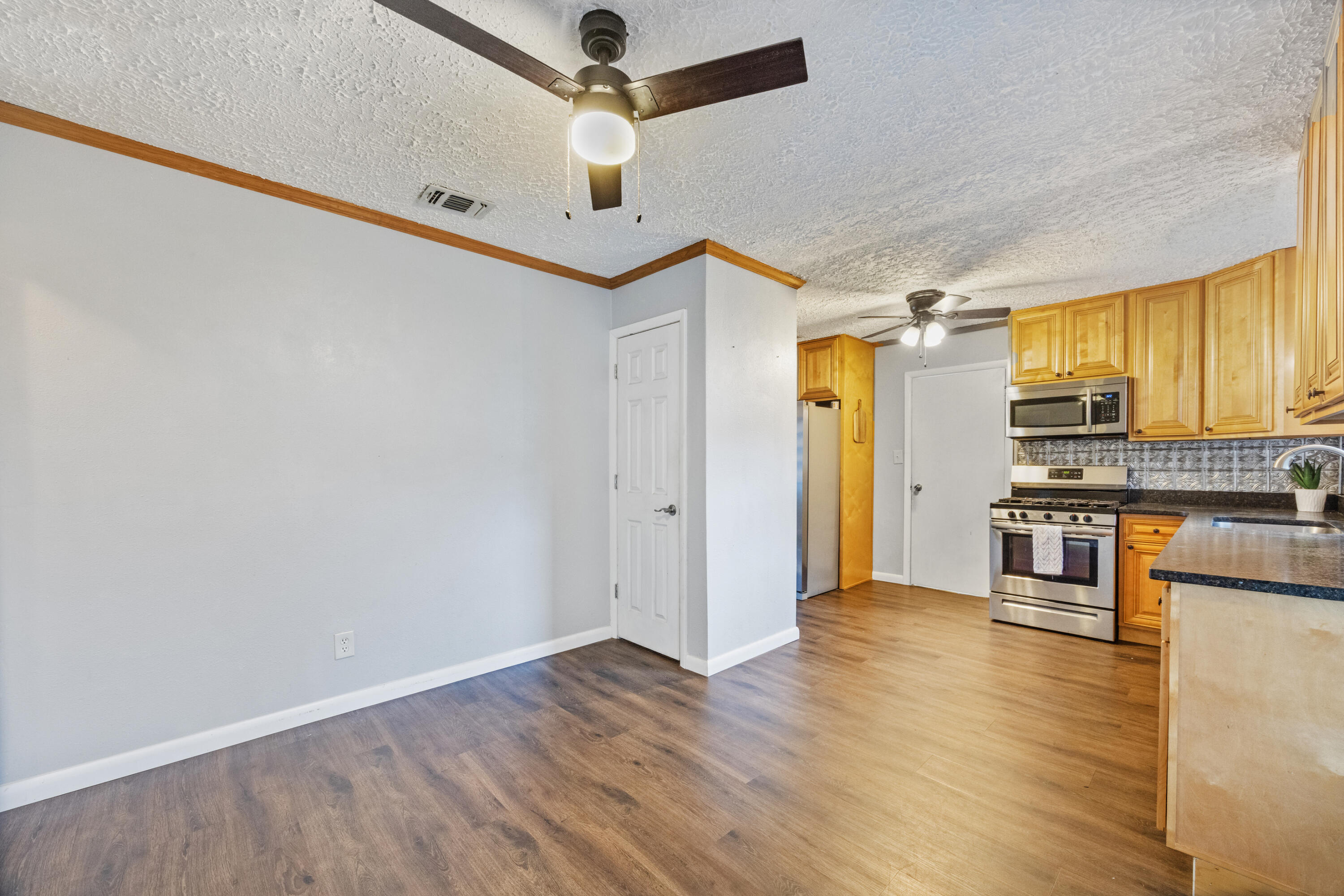 175 Panama Drive Crestview, FL 32536 - Photo 11 of 28 Dining Area