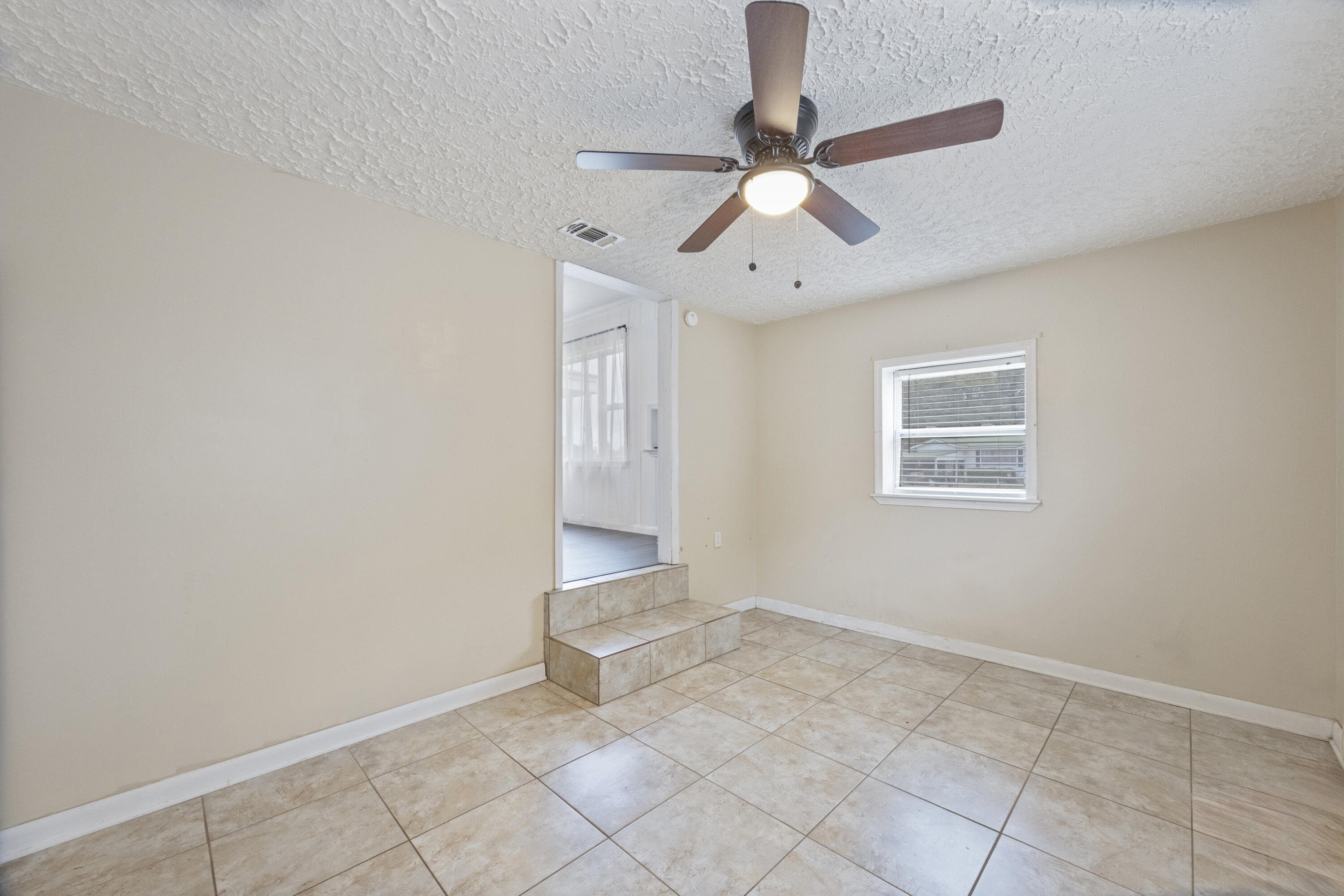 175 Panama Drive Crestview, FL 32536 - Photo 6 of 28 Master Bedroom w half bath