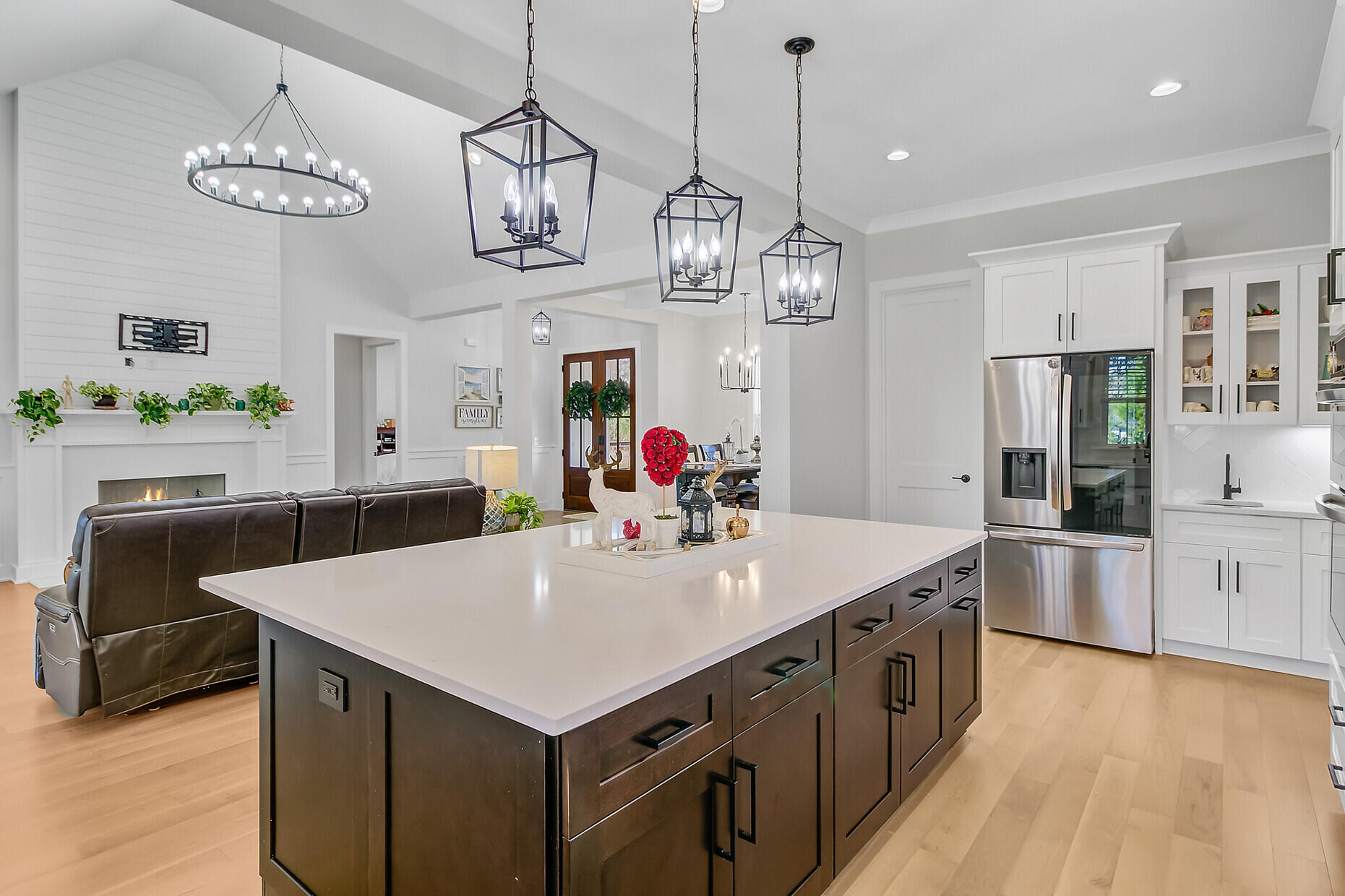 614 Cummings Chapel Road Ridgeville, SC 29472 - Photo 23 of 68 24. Beautiful pendant lights