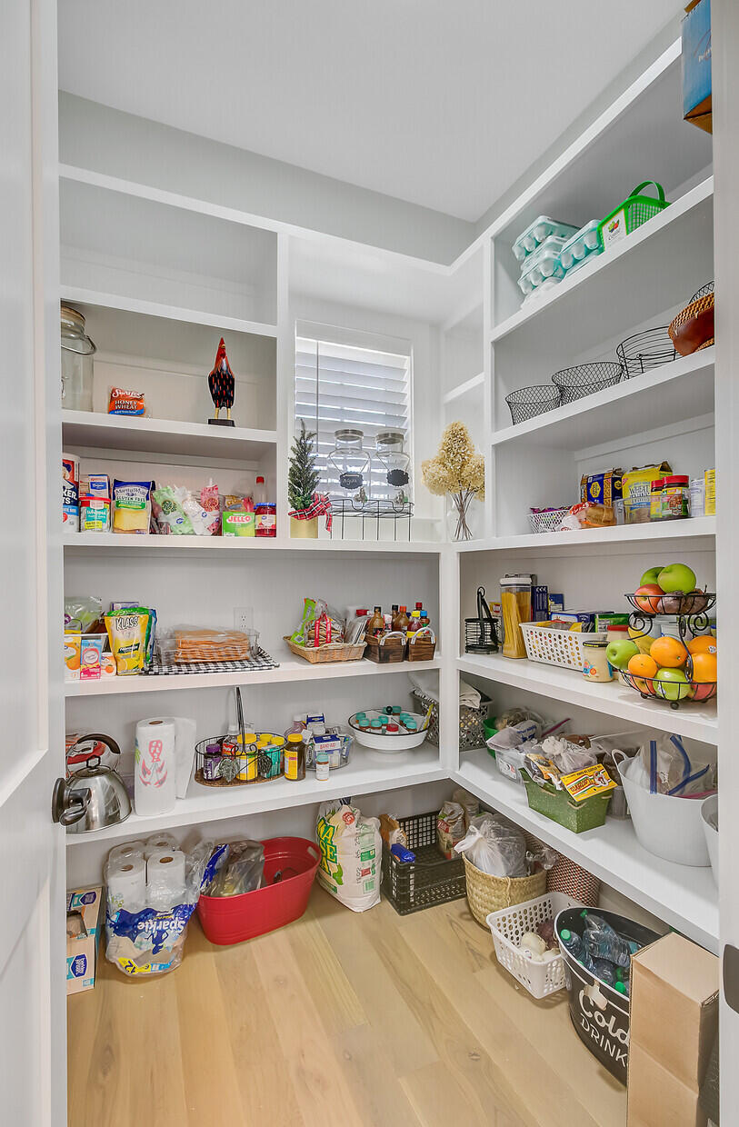 614 Cummings Chapel Road Ridgeville, SC 29472 - Photo 25 of 68 26. Walk-in custom pantry