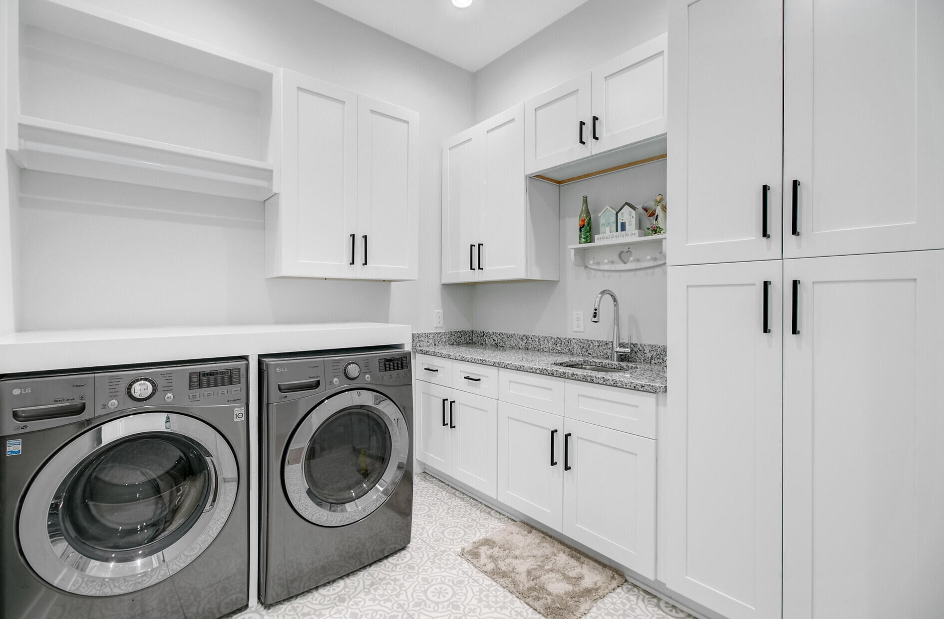 614 Cummings Chapel Road Ridgeville, SC 29472 - Photo 34 of 68 35. Awesome laundry room with storage c
