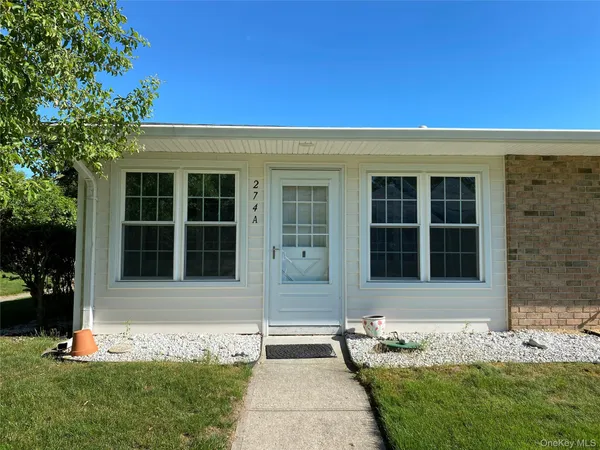$349,999 | 274 Berwick Court, Unit A, Ridge, NY 11961