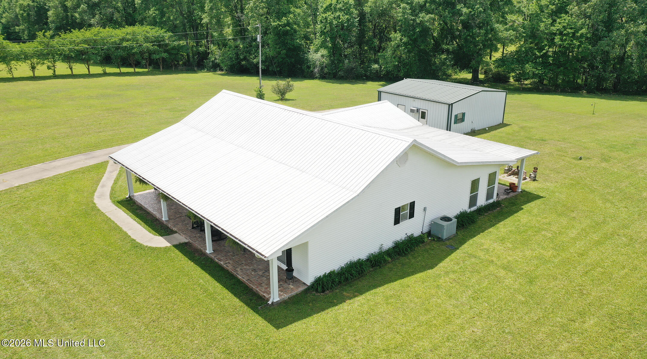 1024 Walker Lane Summit, MS 39666 - Photo 16 of 39 DJI_0350