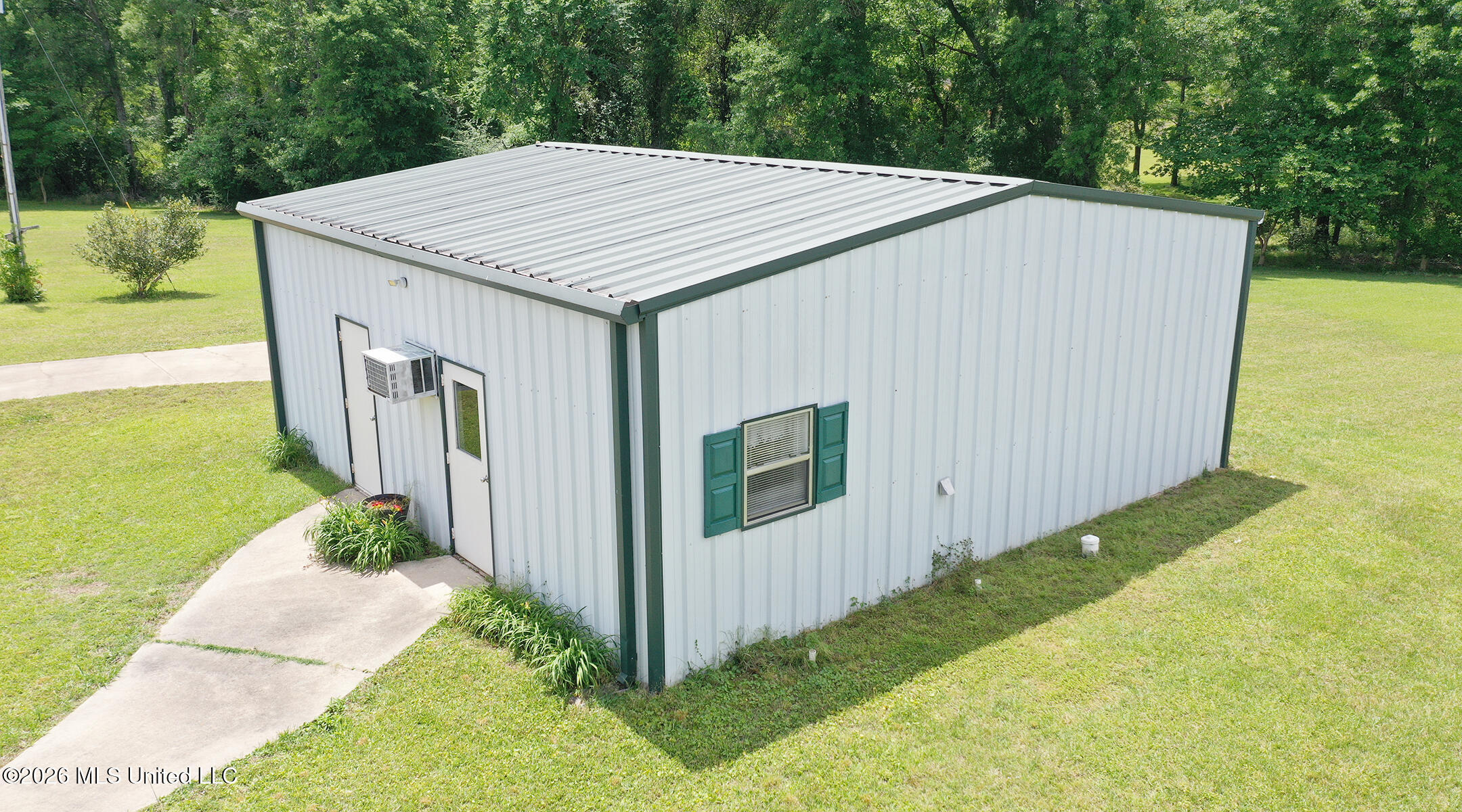 1024 Walker Lane Summit, MS 39666 - Photo 17 of 39 DJI_0358
