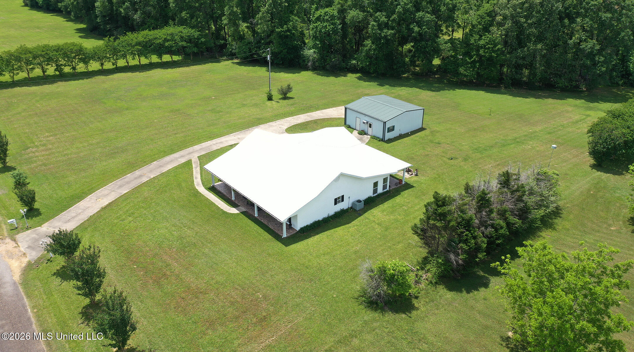 1024 Walker Lane Summit, MS 39666 - Photo 4 of 39 DJI_0337