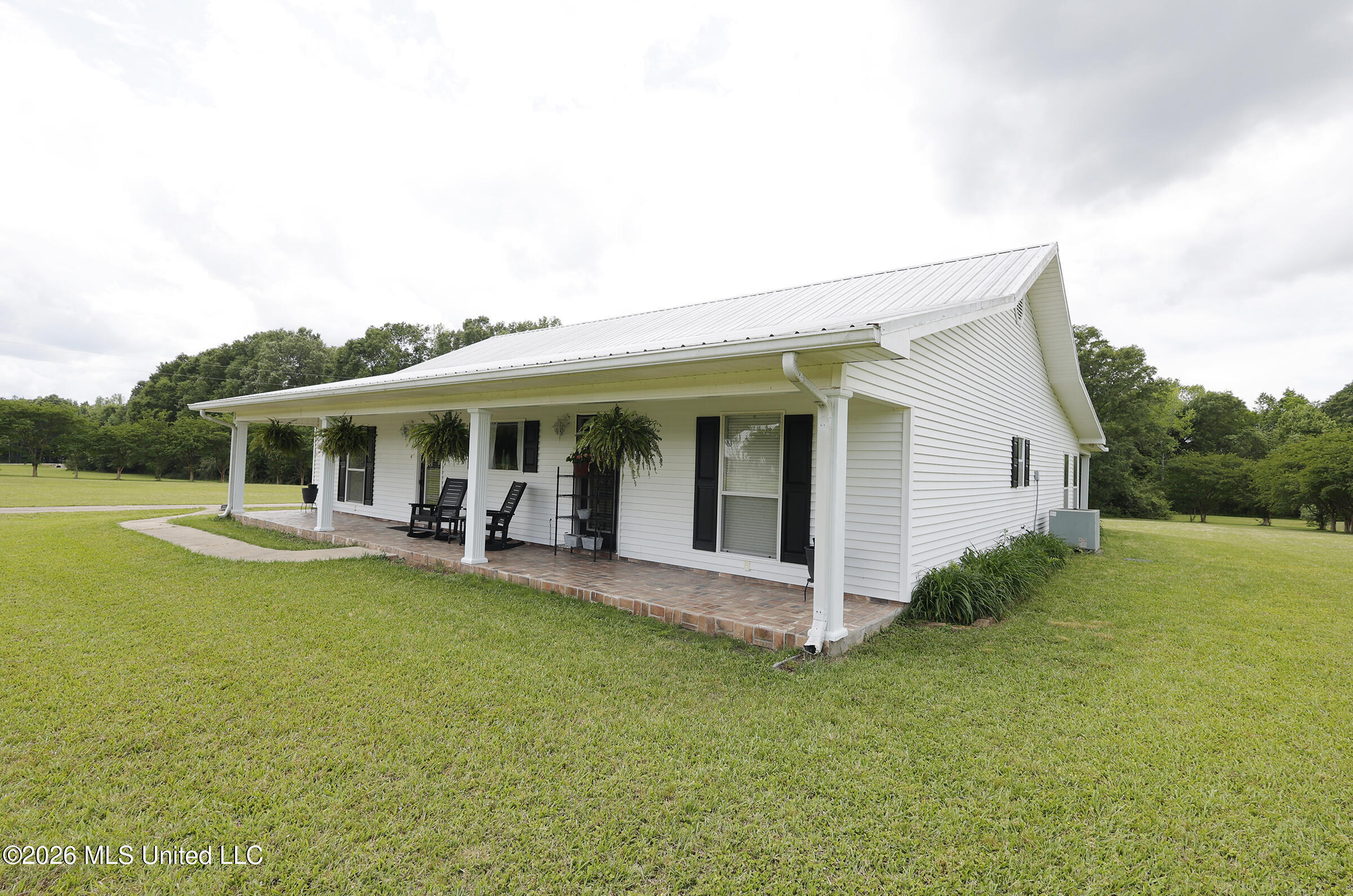 1024 Walker Lane Summit, MS 39666 - Photo 6 of 39 _JCS0008