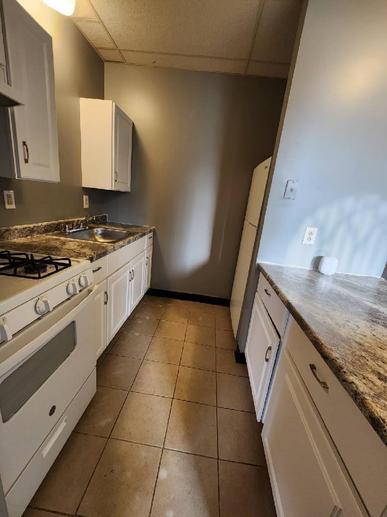 19 Wood Street Lewiston, ME 04240 - Photo 12 of 23 image000004