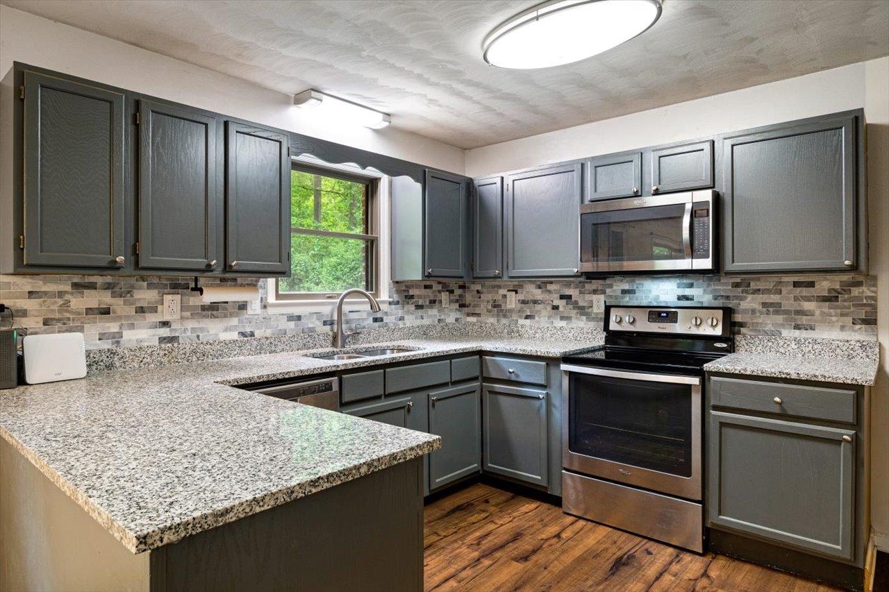 271 Rip Rap Road Waynesboro, VA 22980 - Photo 3 of 60 Gallery Image 3