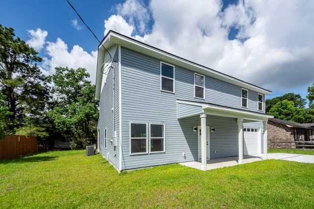 $425,000 | 5889 North Rhett Avenue, Hanahan, SC 29410
