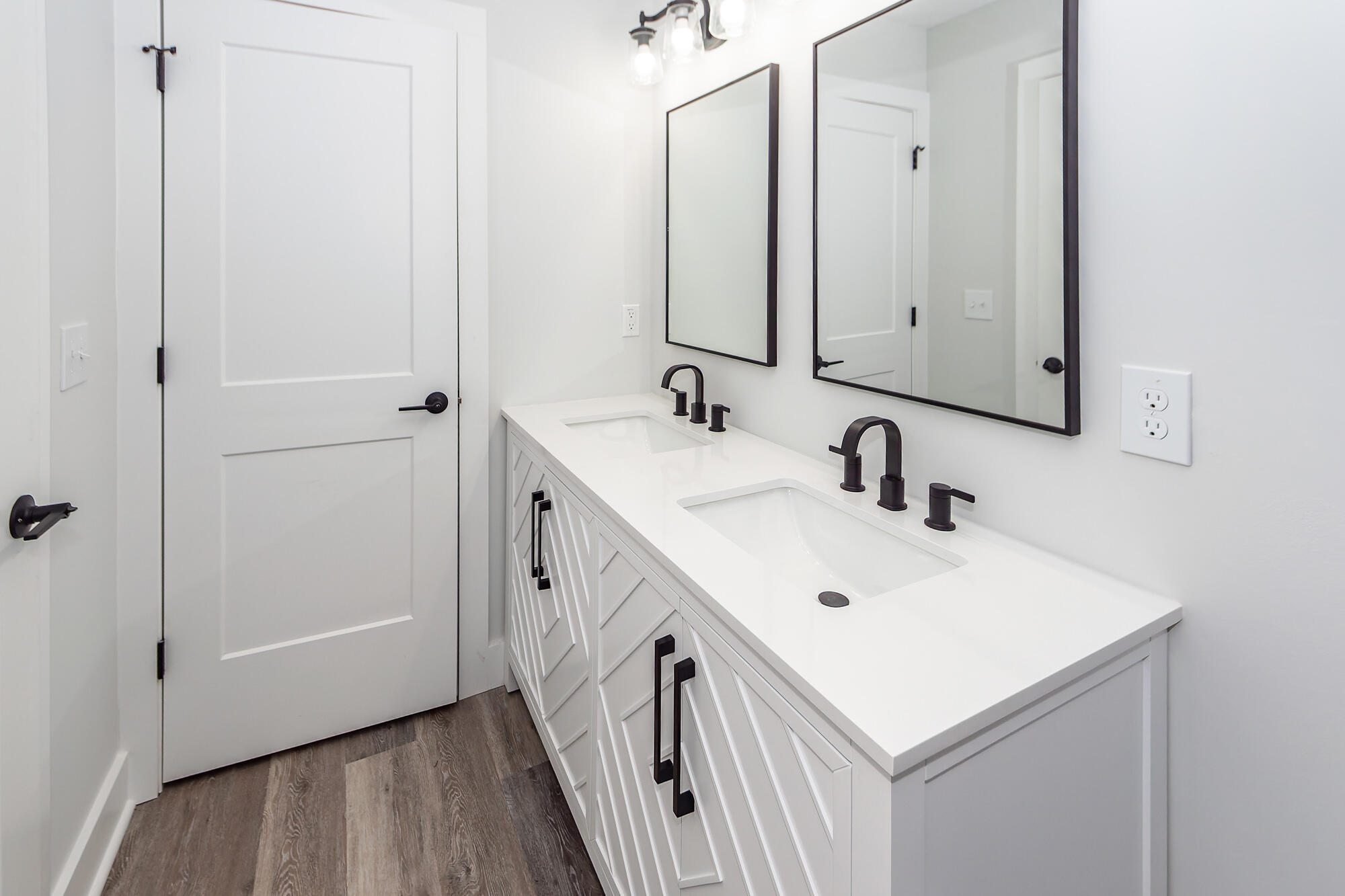 5889 North Rhett Avenue Hanahan, SC 29410 - Photo 44 of 50 44