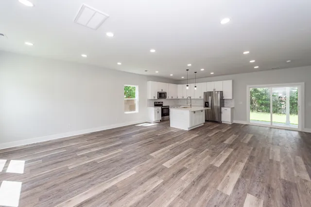 $425,000 | 5889 North Rhett Avenue, Hanahan, SC 29410