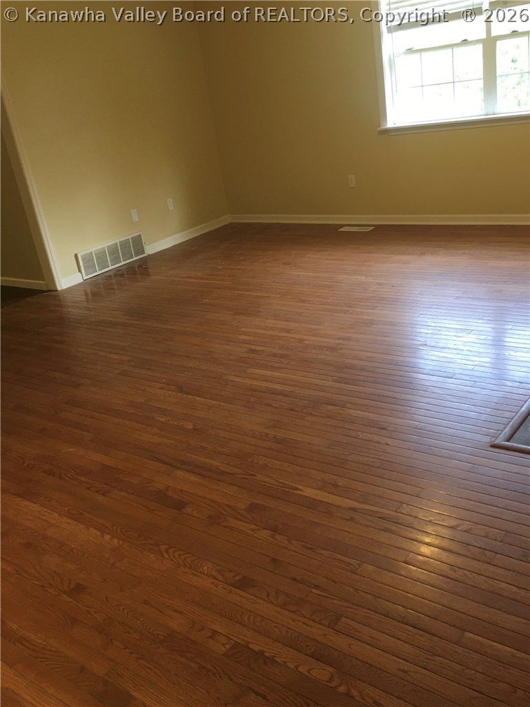 569 Ridgeview Way St. Albans, WV 25177 - Photo 3 of 25 Gallery Image 3