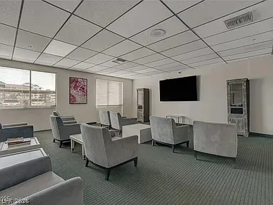 $1,395 | 3930 South University Center Drive, Unit 806, Las Vegas, NV 89119