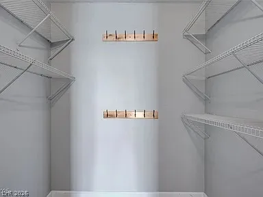 $1,395 | 3930 South University Center Drive, Unit 806, Las Vegas, NV 89119