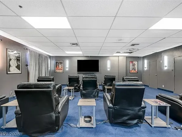 $1,395 | 3930 South University Center Drive, Unit 806, Las Vegas, NV 89119