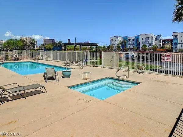 $1,395 | 3930 South University Center Drive, Unit 806, Las Vegas, NV 89119
