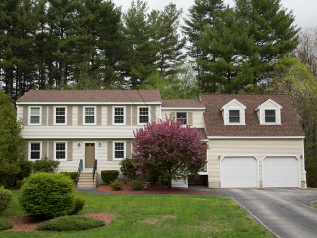 80 Westfall Road Pelham, NH 03076 - Photo 1 of 36