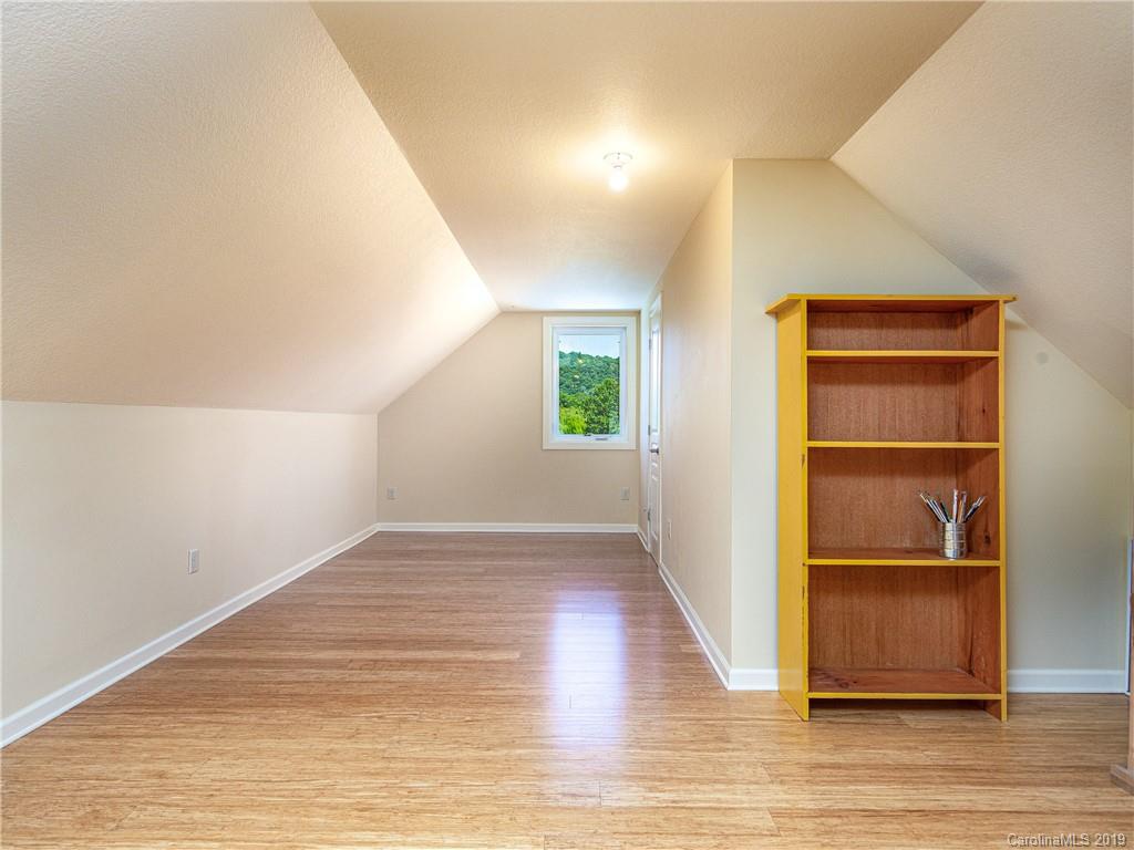 651 Whitmire Road Brevard, NC 28712 - Photo 21 of 32 Gallery Image 21
